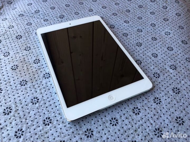 iPad mini 1 wi-fi + cellular