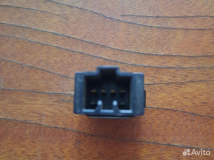 Кнопка обогрева стекла Daewoo Nexia 864W01571 N100