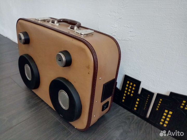 Портативная колонка bluetooth