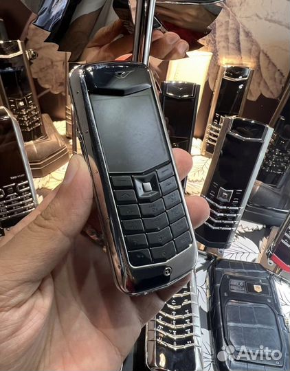 Продавец консультант мобильных телефонов