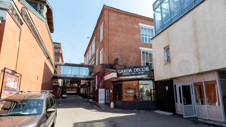 Свободного назначения, 2350 м²