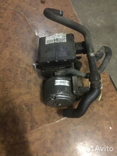 Компрессор гидроподвески Citroen C5