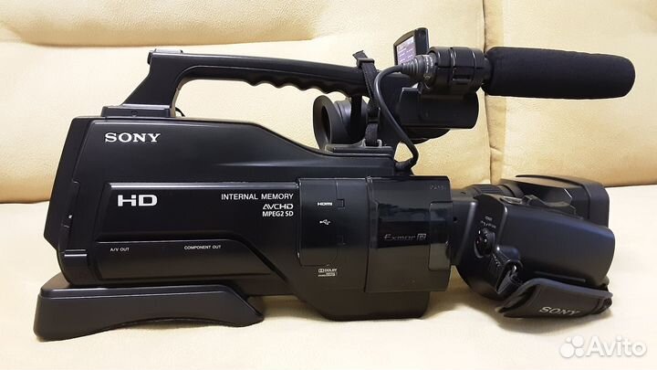 Видеокамера Sony HXR-MC1500