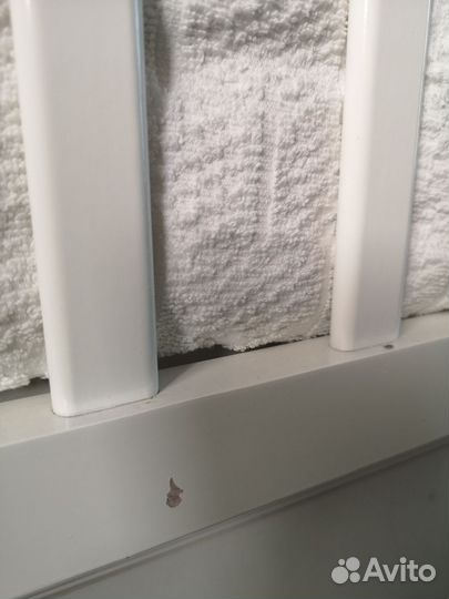 Детская кроватка с поперечным маятником