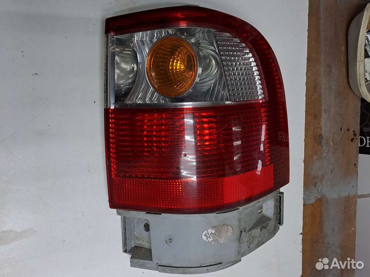 Фонарь задний правый. Форд галакси.рейсталинг