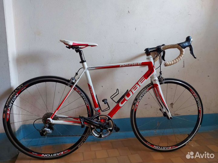 Шоссейный велосипед cube (58 рама)