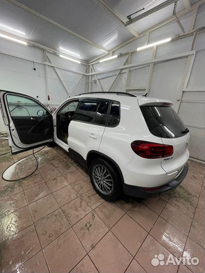 Volkswagen Tiguan 2.0 AT, 2012, 108 000 км