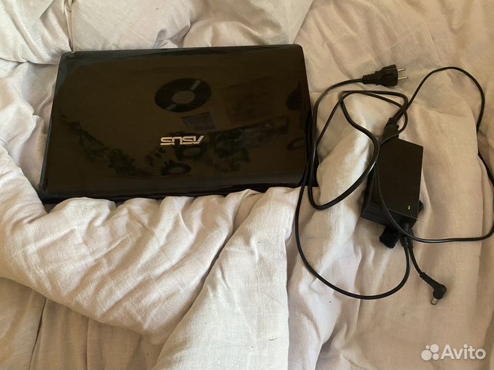 Ноутбук asus x52j