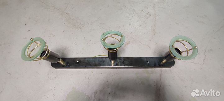 Светильник потолочный