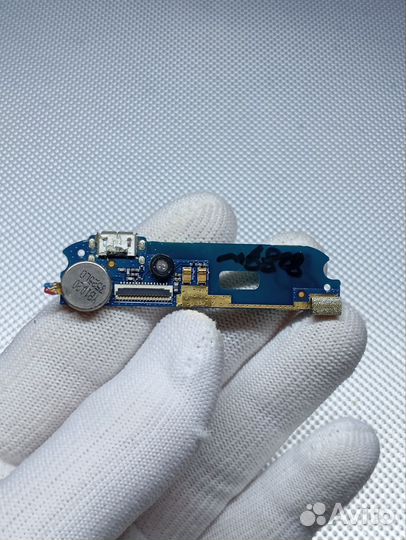 Fly IQ443 Quad. Нижняя плата зарядки. Оригинал