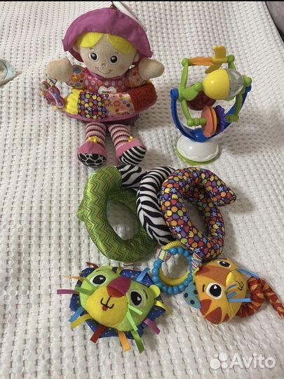 Развивающие игрушки для малышей