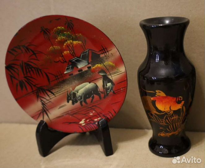 Декоративные фигурки разных стран, гжель и др