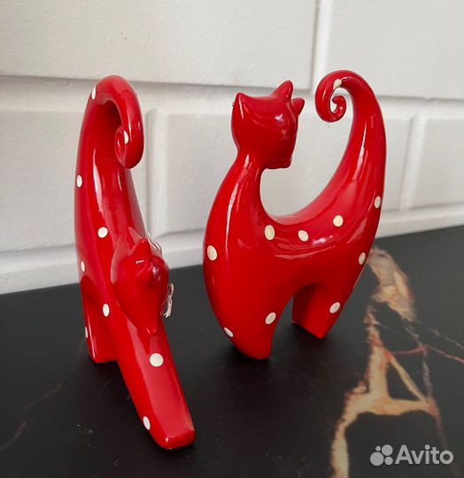 Статуэтка «Кошечка», арт. 00002, цвет: Красный