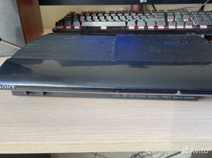 PS3 super slim нерабочая