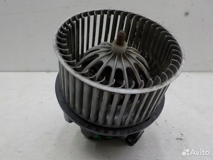 Мотор вентилятора Volvo S80 2006