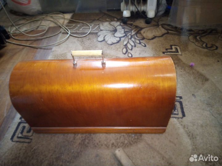 Швейная машина Подольск ножная