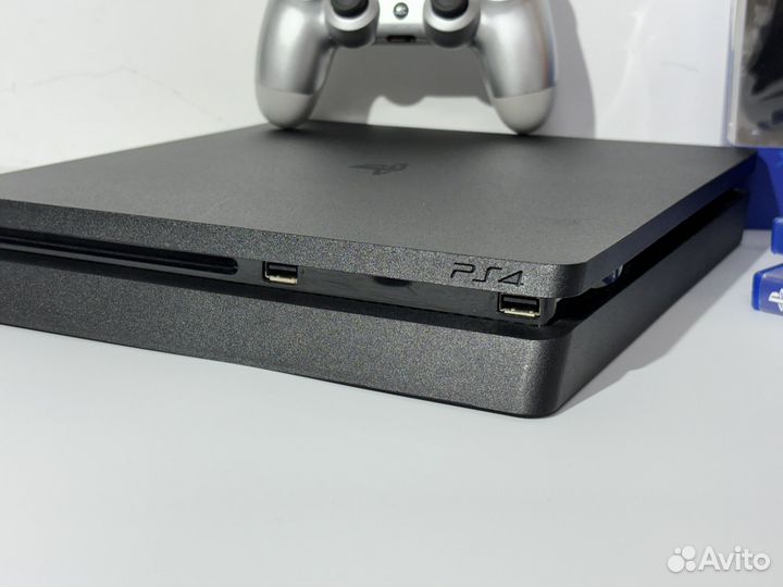 Sony PS4 slim