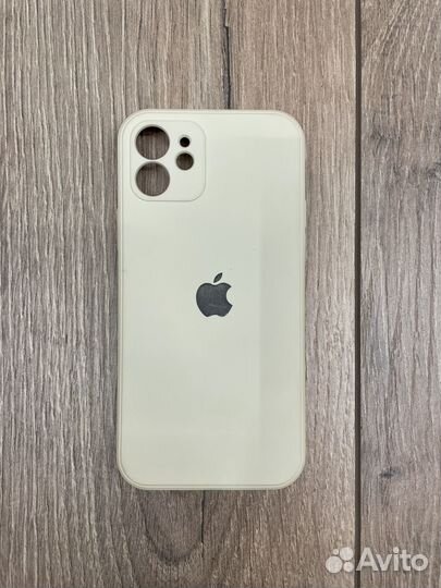 Телефон iPhone 12