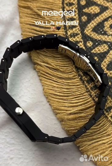 Часы arabic aura