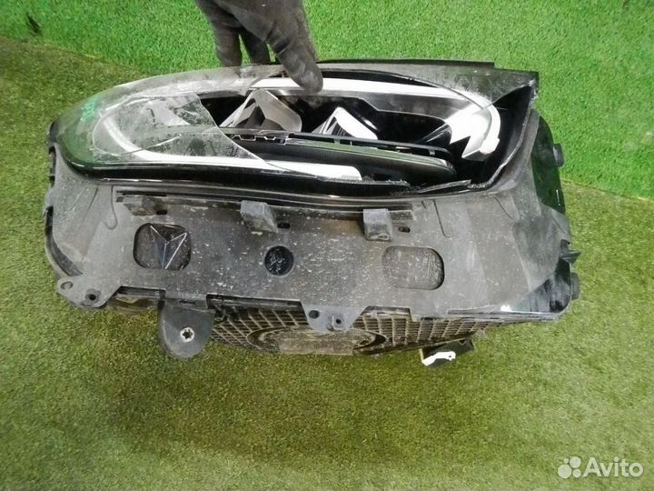 Фара правая Mercedes-Benz GLC