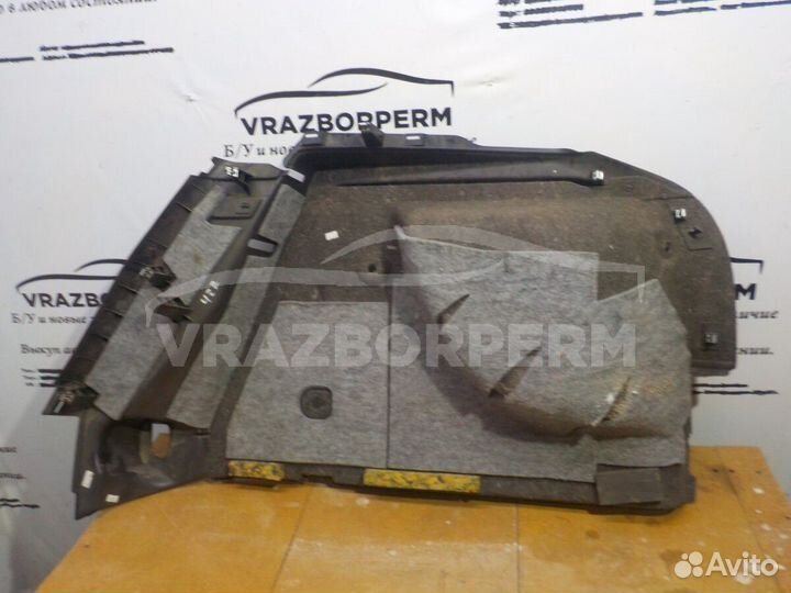 Обшивка багажника левая Chevrolet Cruze