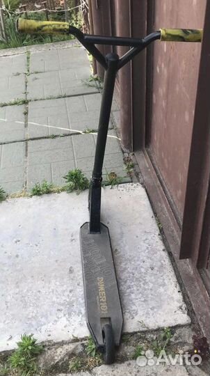 Трюковой самокат tech team duker 101