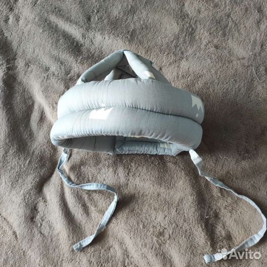 Шлем для защиты головы малыша