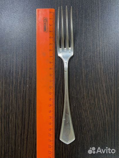 Вилка серебряная