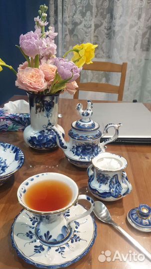 Сахарница гжель позолота чайник гжель позолота