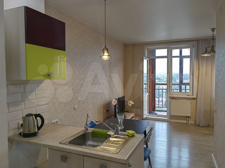 3-к. квартира, 82 м², 12/17 эт.