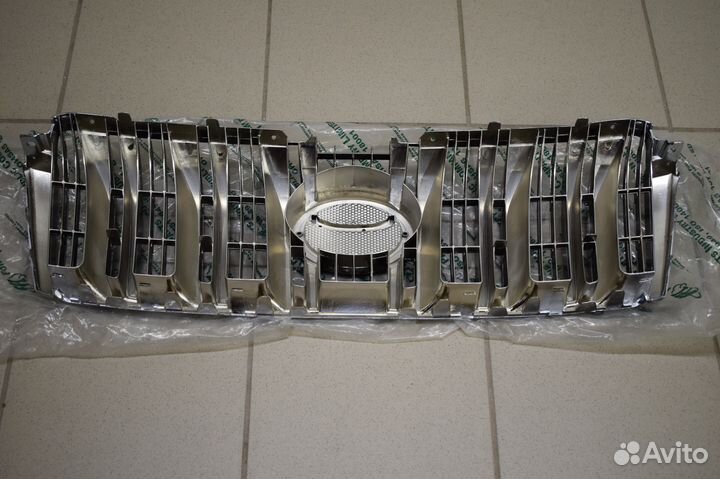 Toyota prado 150 Решетка радиатора новая