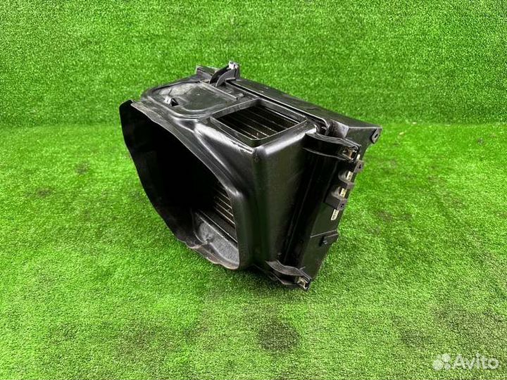 Радиатор масляный Bmw X5 E70 N63B44 2012