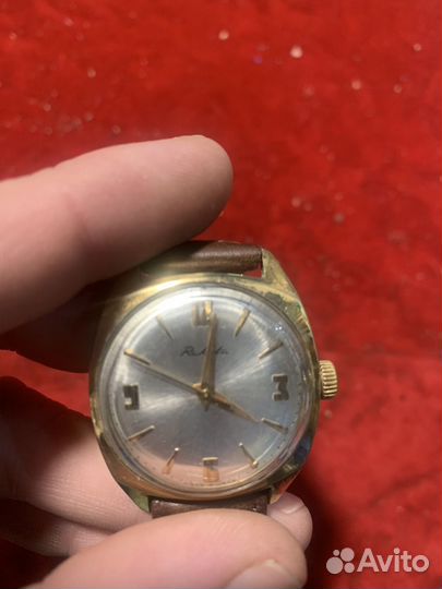 Часы Ракета СССР позолота