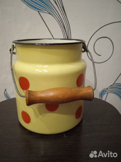 Два бидончика