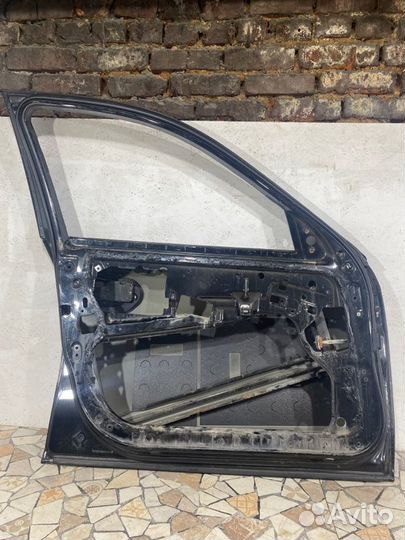Дверь боковая передняя левая Bmw 530I седан 3.0