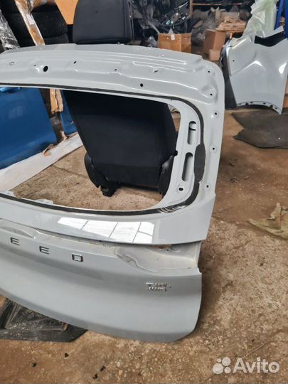 Крышка багажника Exeed Txl 2022