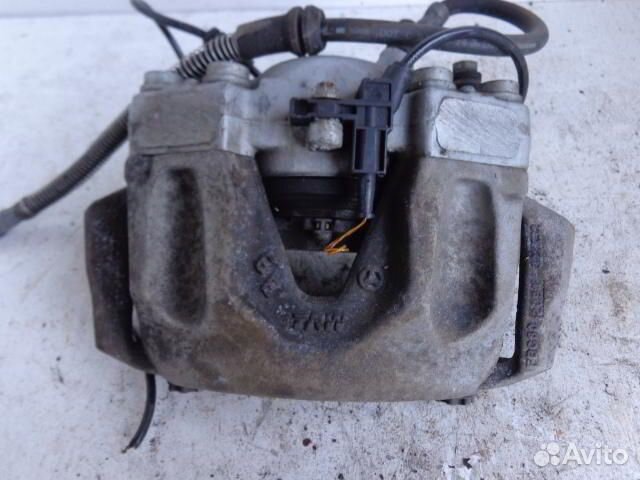 Суппорт передний правый Mercedes E-klasse W212