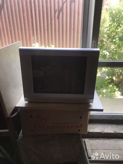 Телевизор JVC