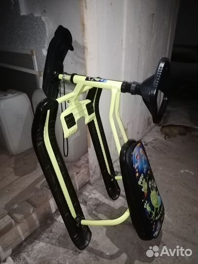 Детский снегокат бу