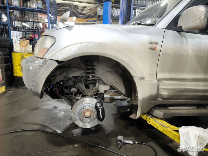 4pot brembo тормоза на переднюю ось pajero