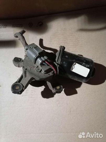 Мотор стеклоочистителя Nissan Primera P10