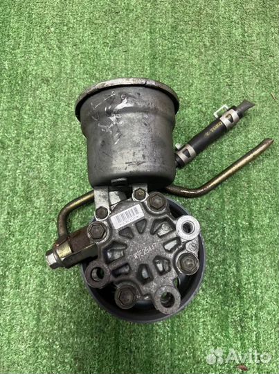 Насос гидроусилителя Toyota Echo SCP10 1SZ