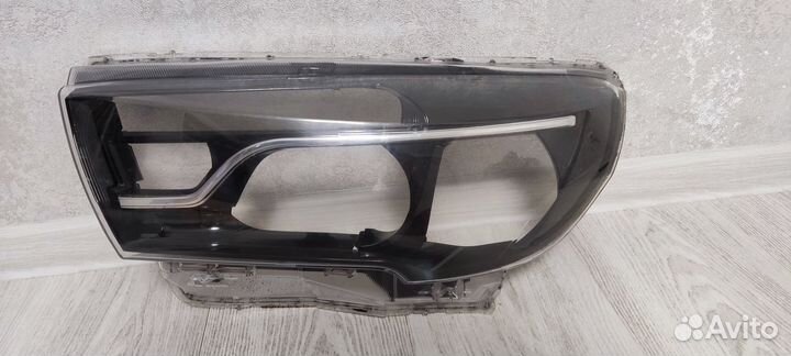 Стекло фары vesta