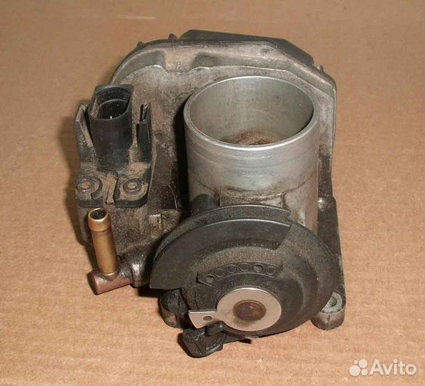 Заслонка дроссельная VW Golf 3/Cordoba 1.4 - 1.6