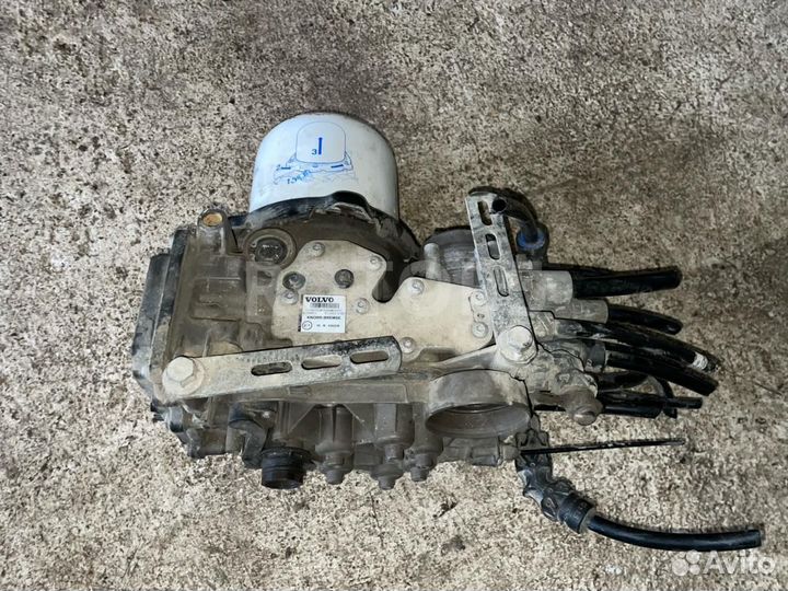 Кран масловлагоотделителя (разгрузка) Volvo FH 3