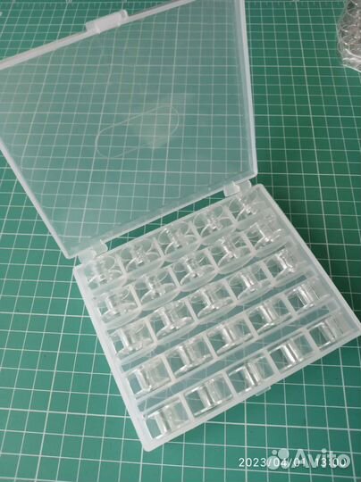 Бокс коробка шпульки пластик швейная машинка