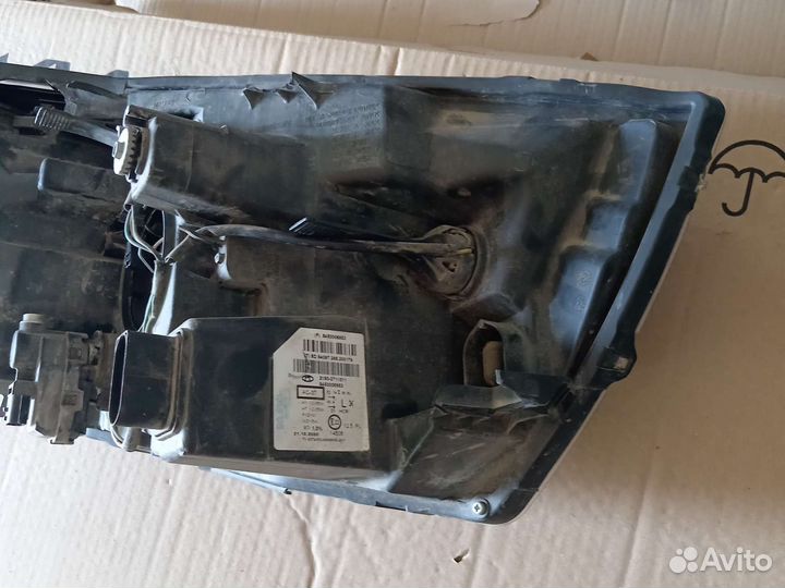 Фара Лада Веста