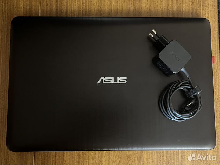 Ноутбук asus