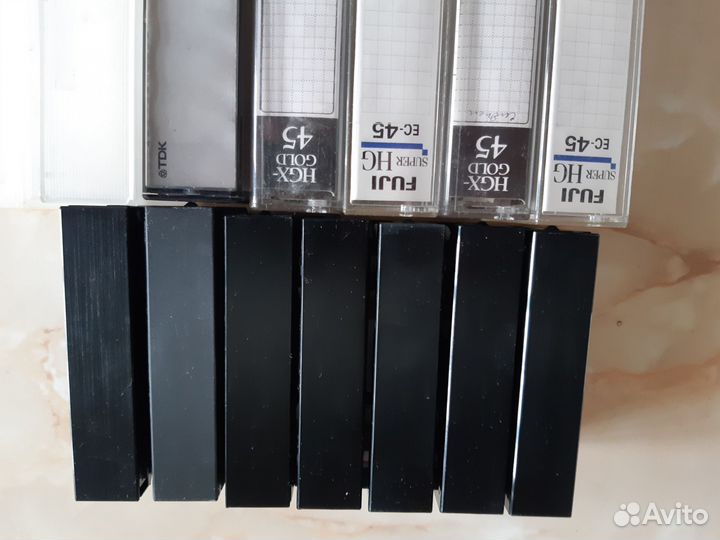 Кассеты Vhs -c.7 штук