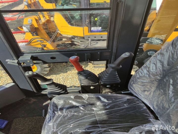 Фронтальный погрузчик Kyloton MR22, 2023